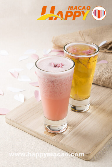 Green_Tea_with_Sakura_Petals__Strawberry_Slush_1