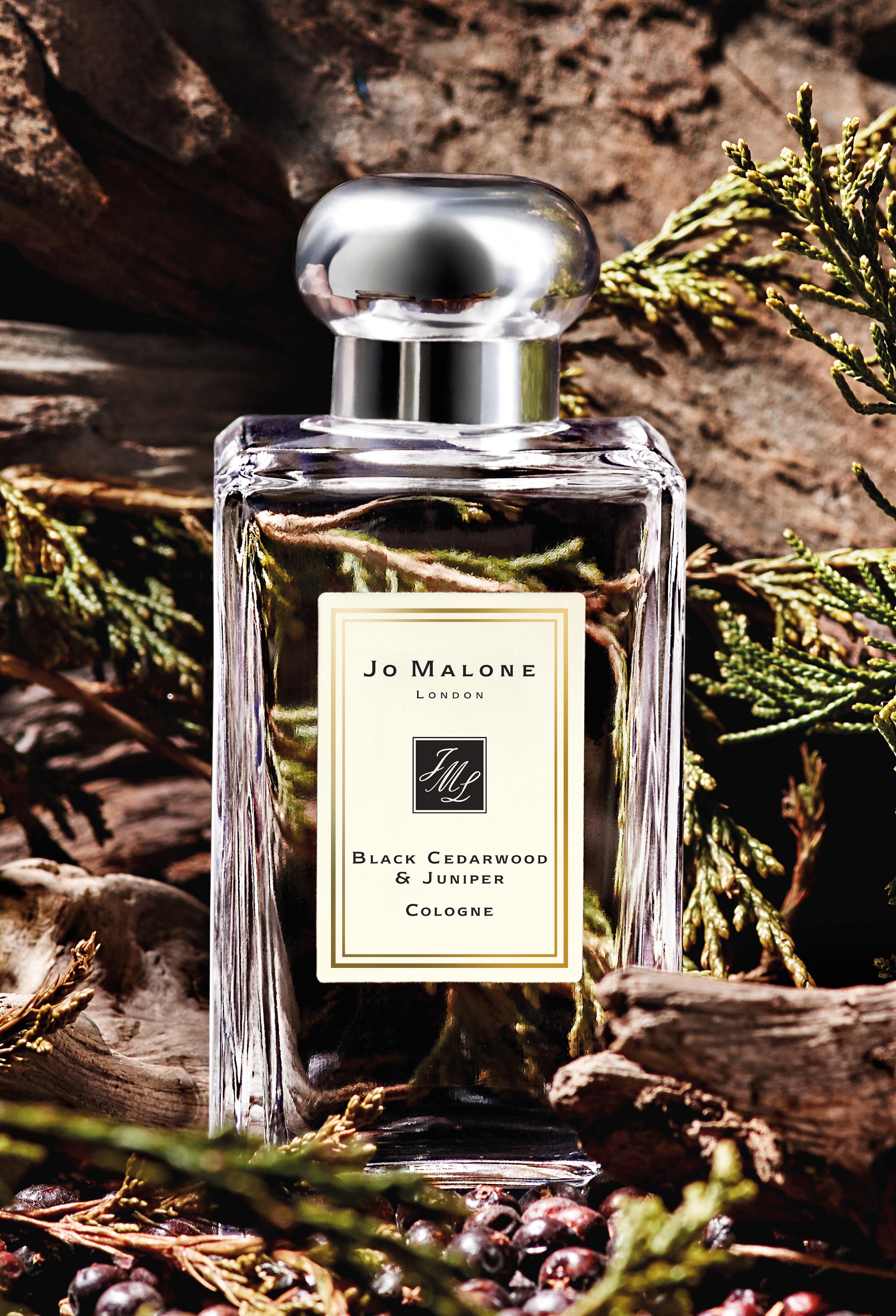 FY16_BlackCedarwoodJuniper_FragranceFranchise_r