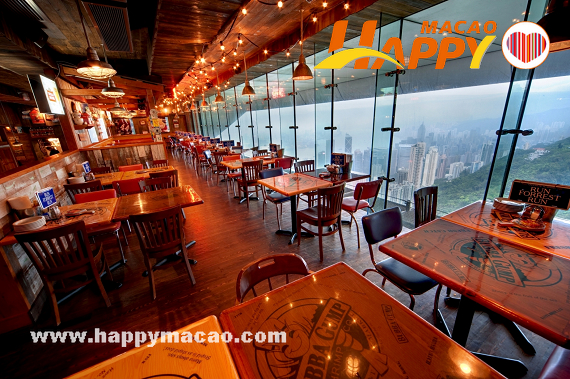 08_-_Day_view_of_Upper_Deck