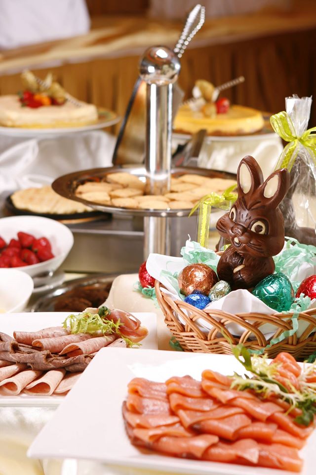 10321718_808566705902060_2002597778137951089_o