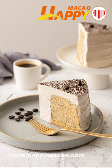 Starbucks_Coffee_Chiffon_Cake_1